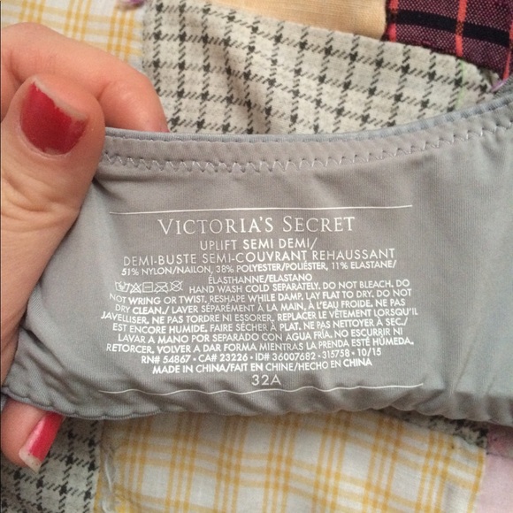 Victoria's Secret "Uplift Semi Demi" 32A Bra - Picture 4 of 8